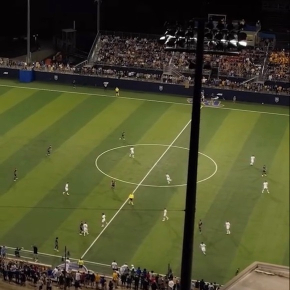 Meet your Posher, Dallas - Picture 3 of 3